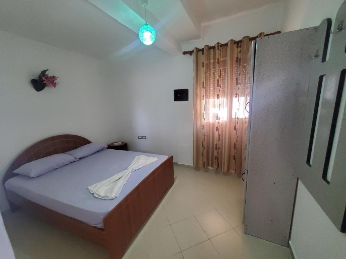 Guest House Vlorë 外观 照片