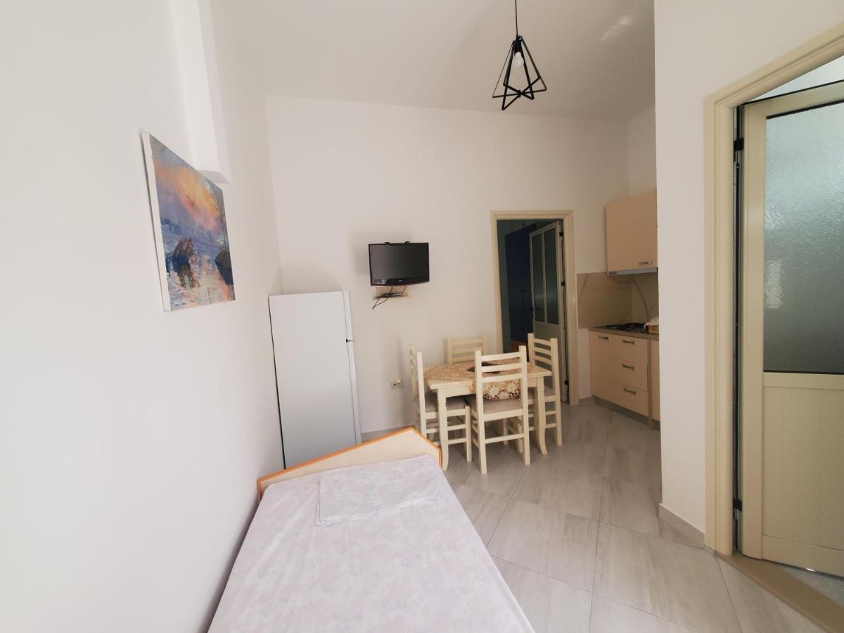 Guest House Vlorë 外观 照片