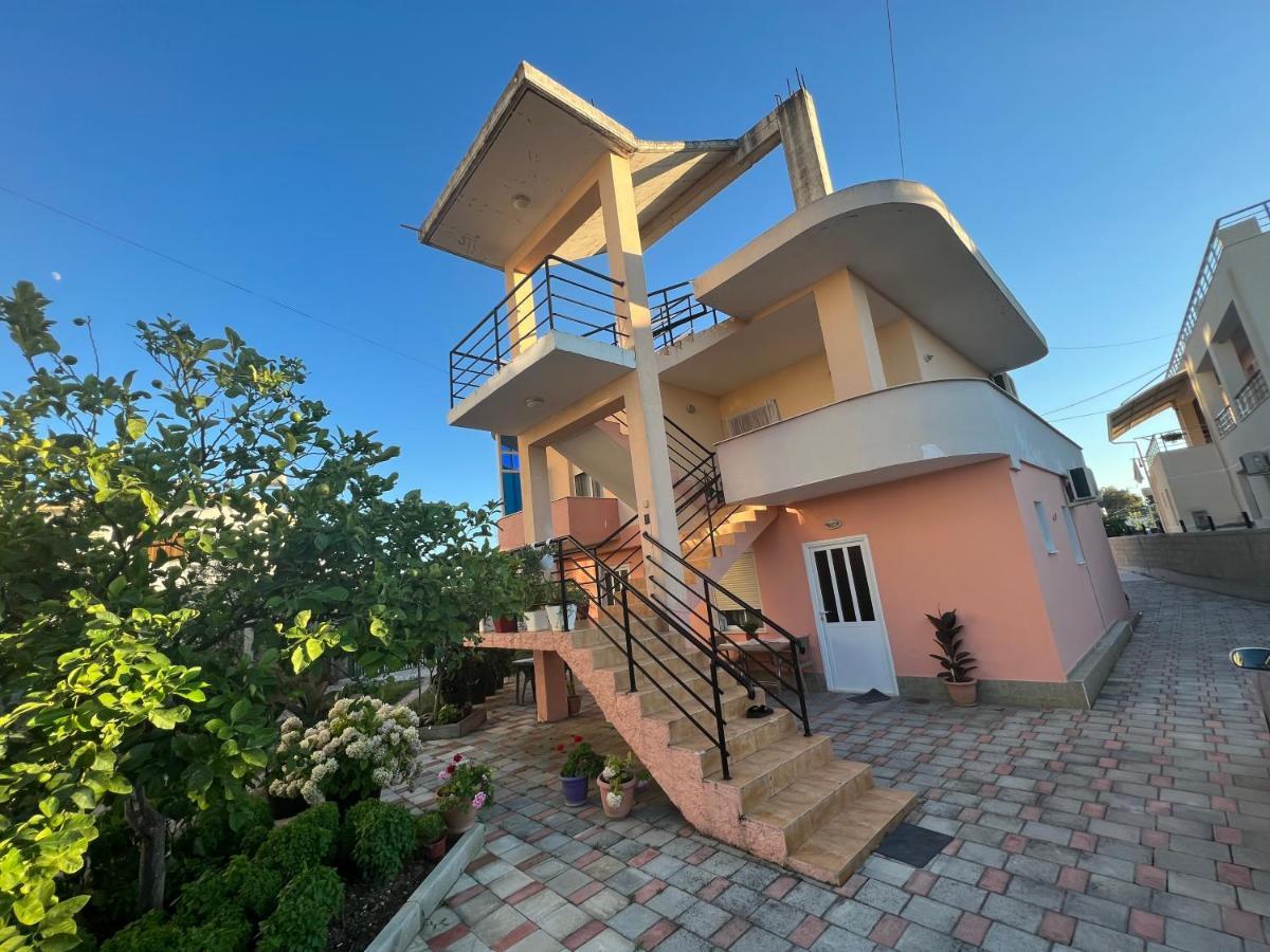 Guest House Vlorë 外观 照片