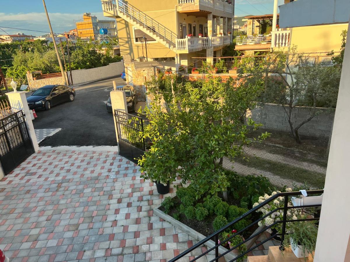 Guest House Vlorë 外观 照片