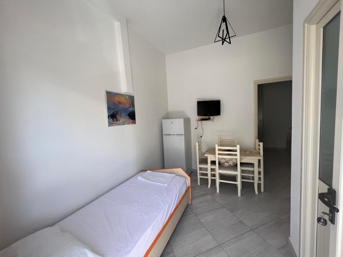 Guest House Vlorë 外观 照片